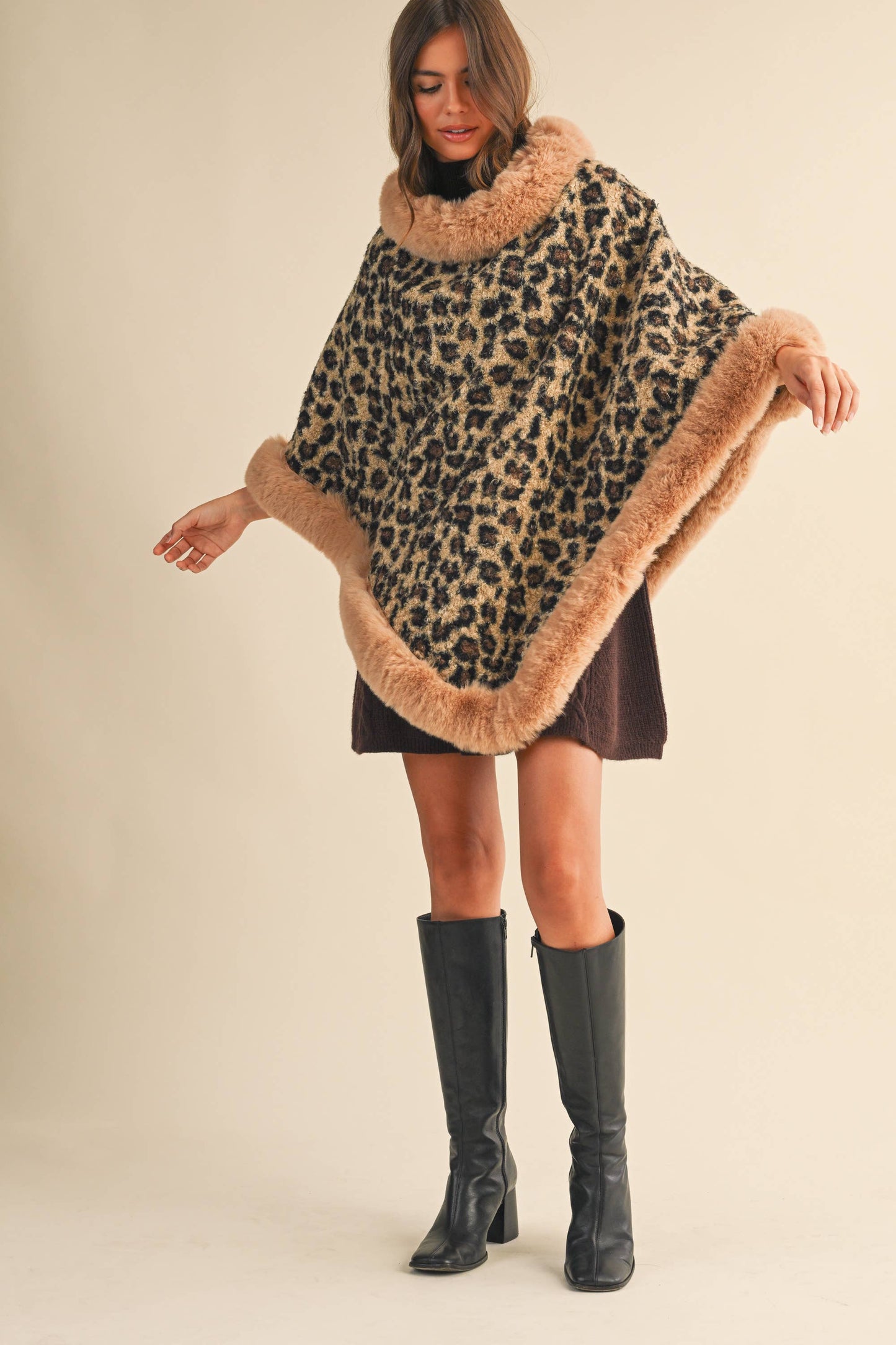 FAUX FUR LEOPARD PRINTED PONCHO- LOVE