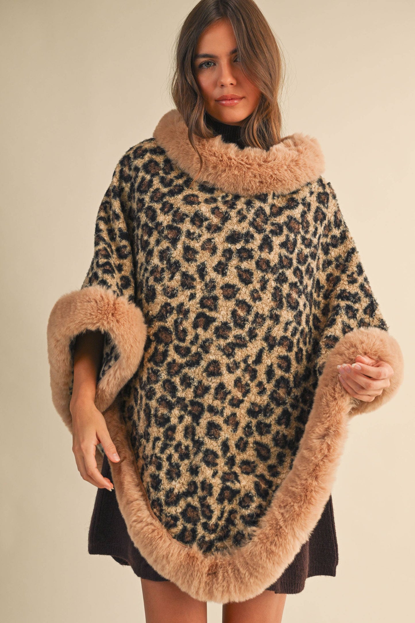 FAUX FUR LEOPARD PRINTED PONCHO- LOVE