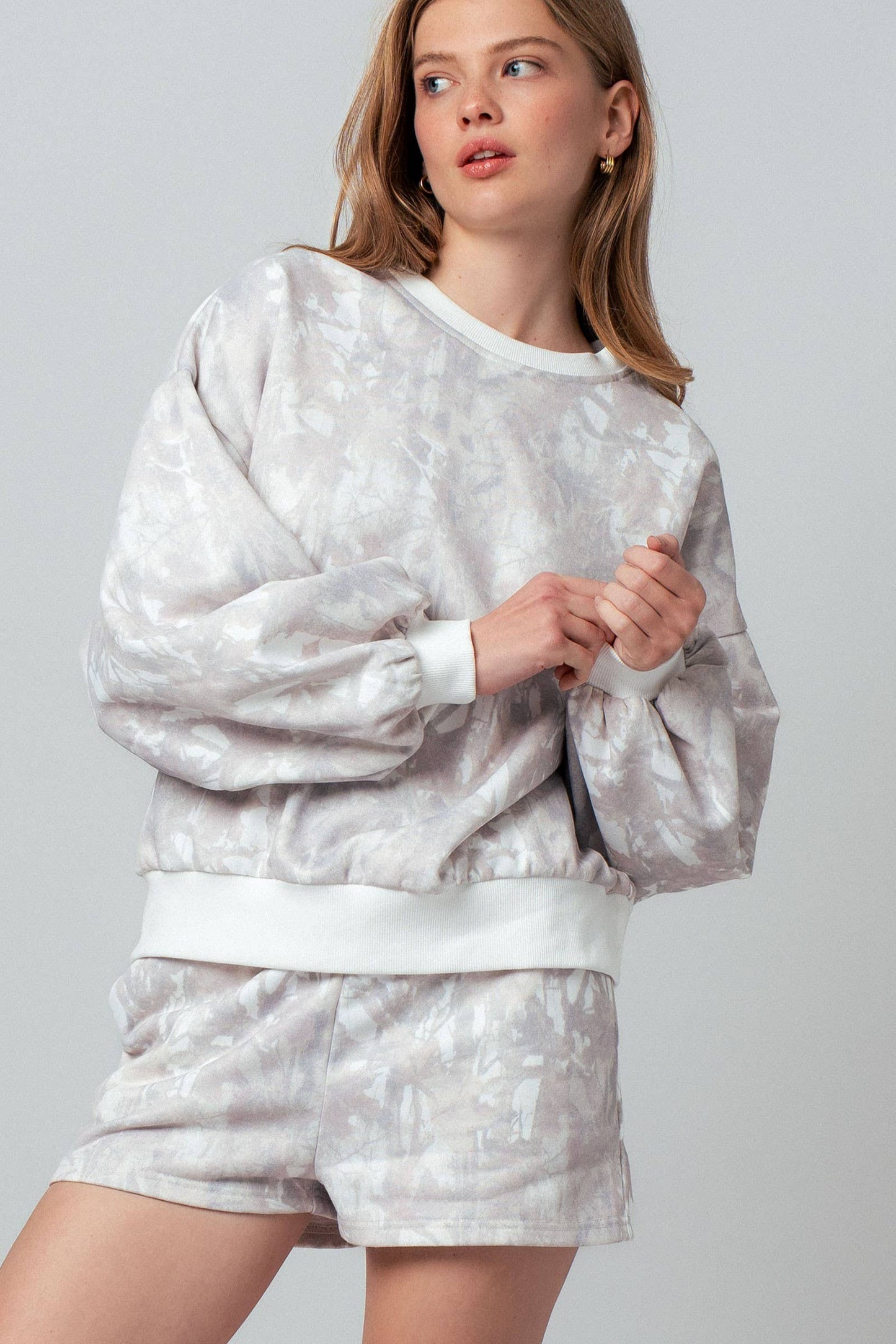 Urban Daizy - Relaxed Leaf Print Lounge Sweatshirt Set