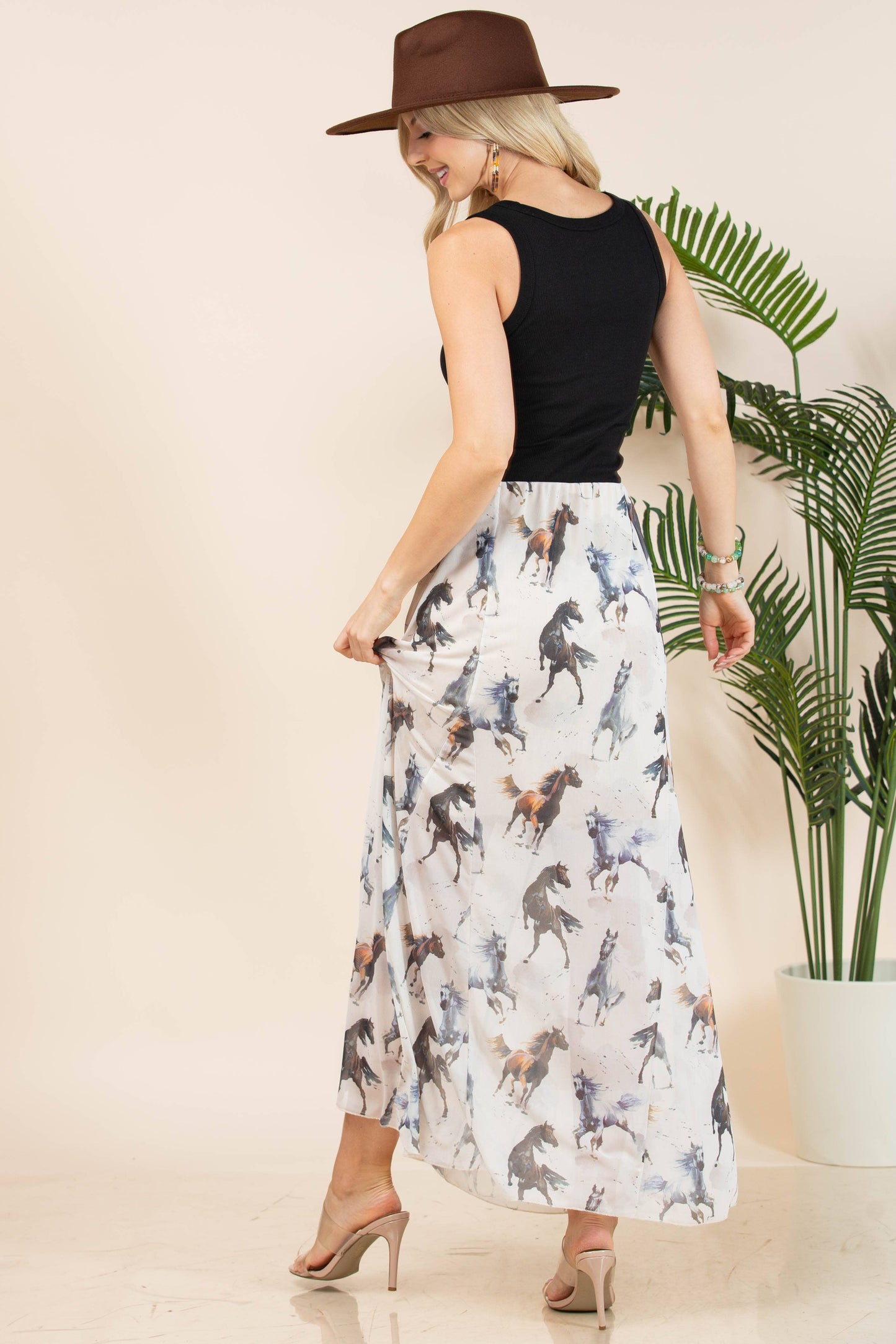 HAZEL GALLOPING HORSES PRINT LINED MESH SKIRT