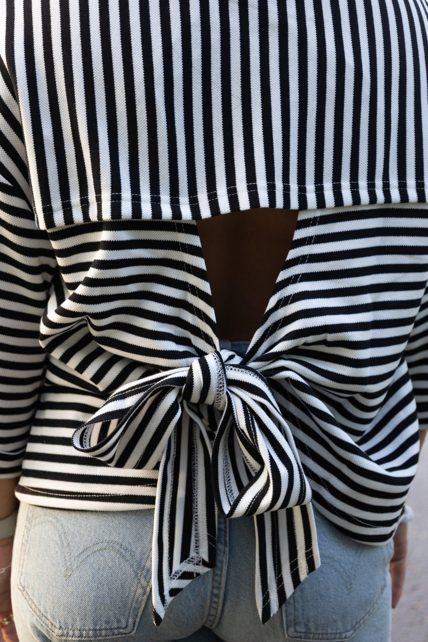 3/4 length sleeve black and white striped bow shirt!