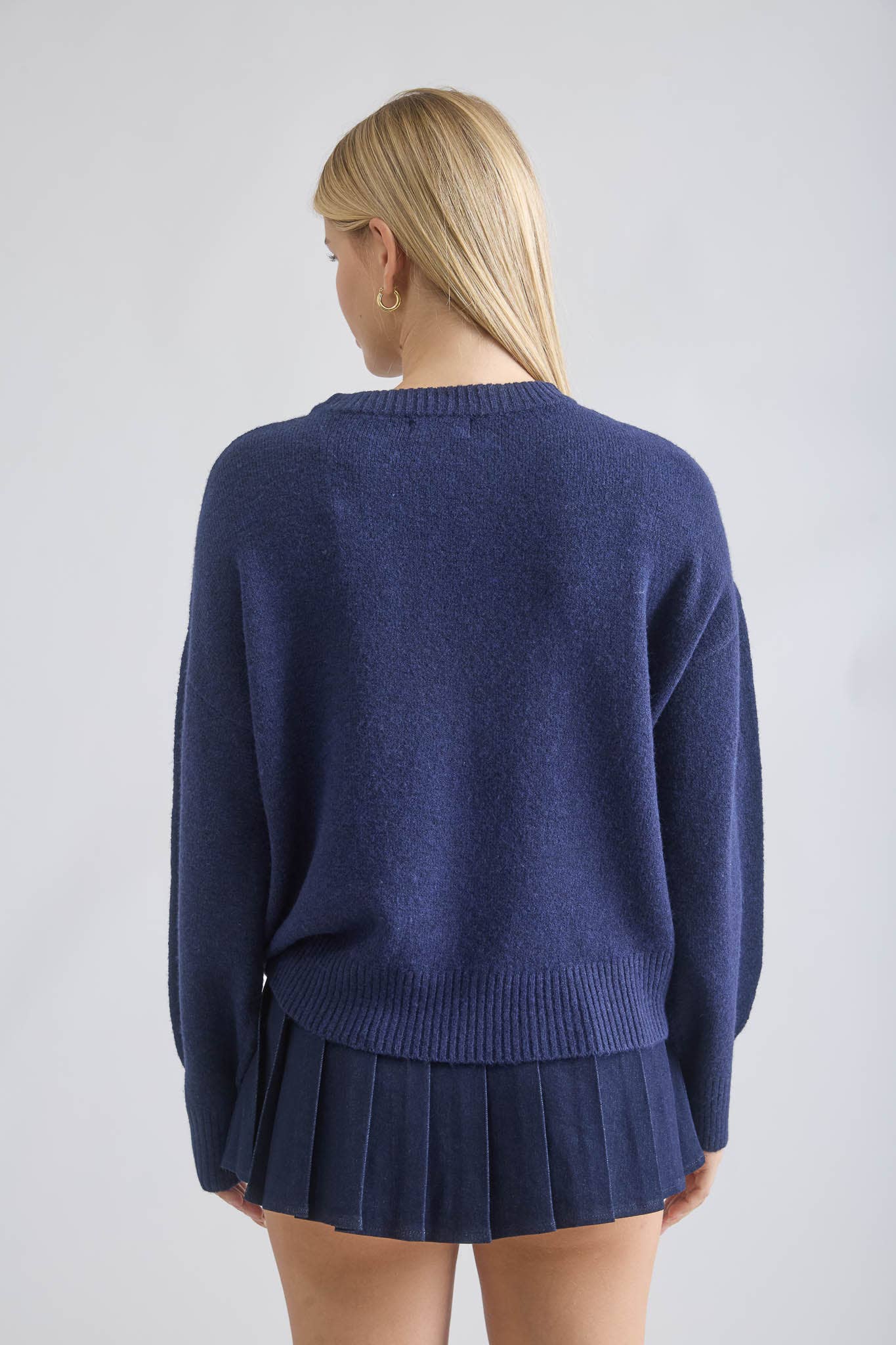The Workshop Studio - SWAN BOW MOTIF KNIT PULLOVER SWEATER