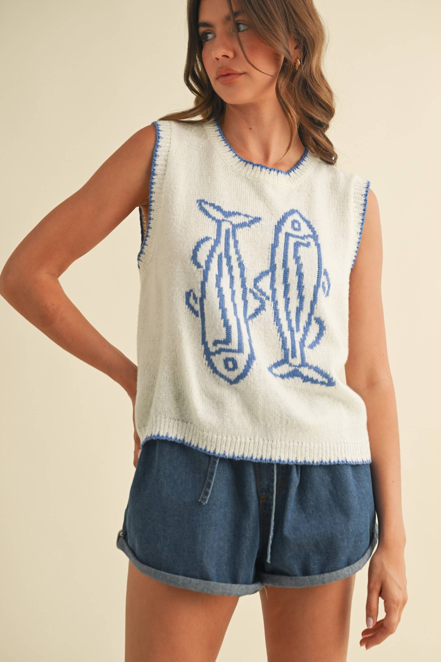 Klesis -FISH PRINTED SLEEVELESS SWEATER TOP