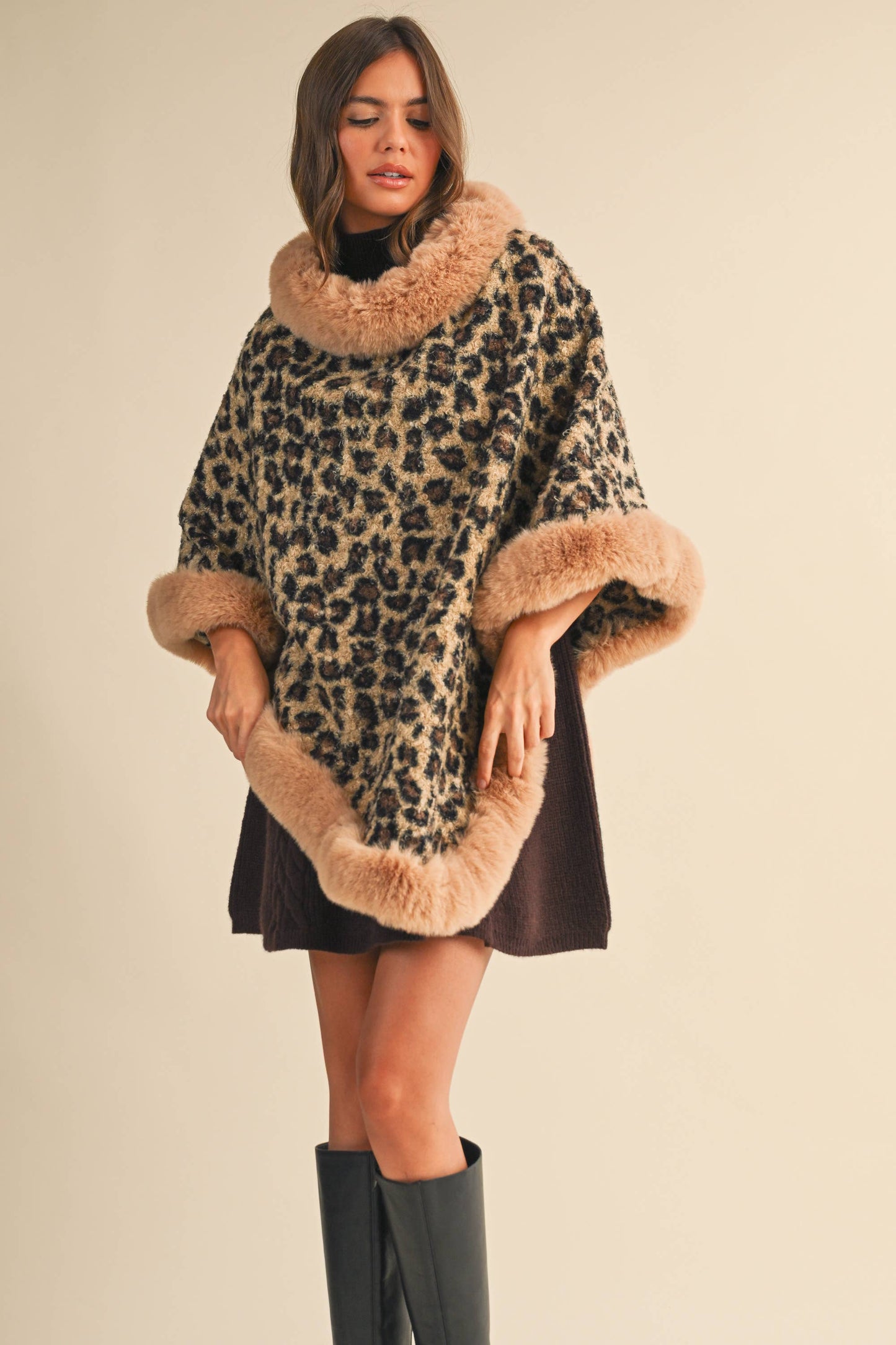 FAUX FUR LEOPARD PRINTED PONCHO- LOVE