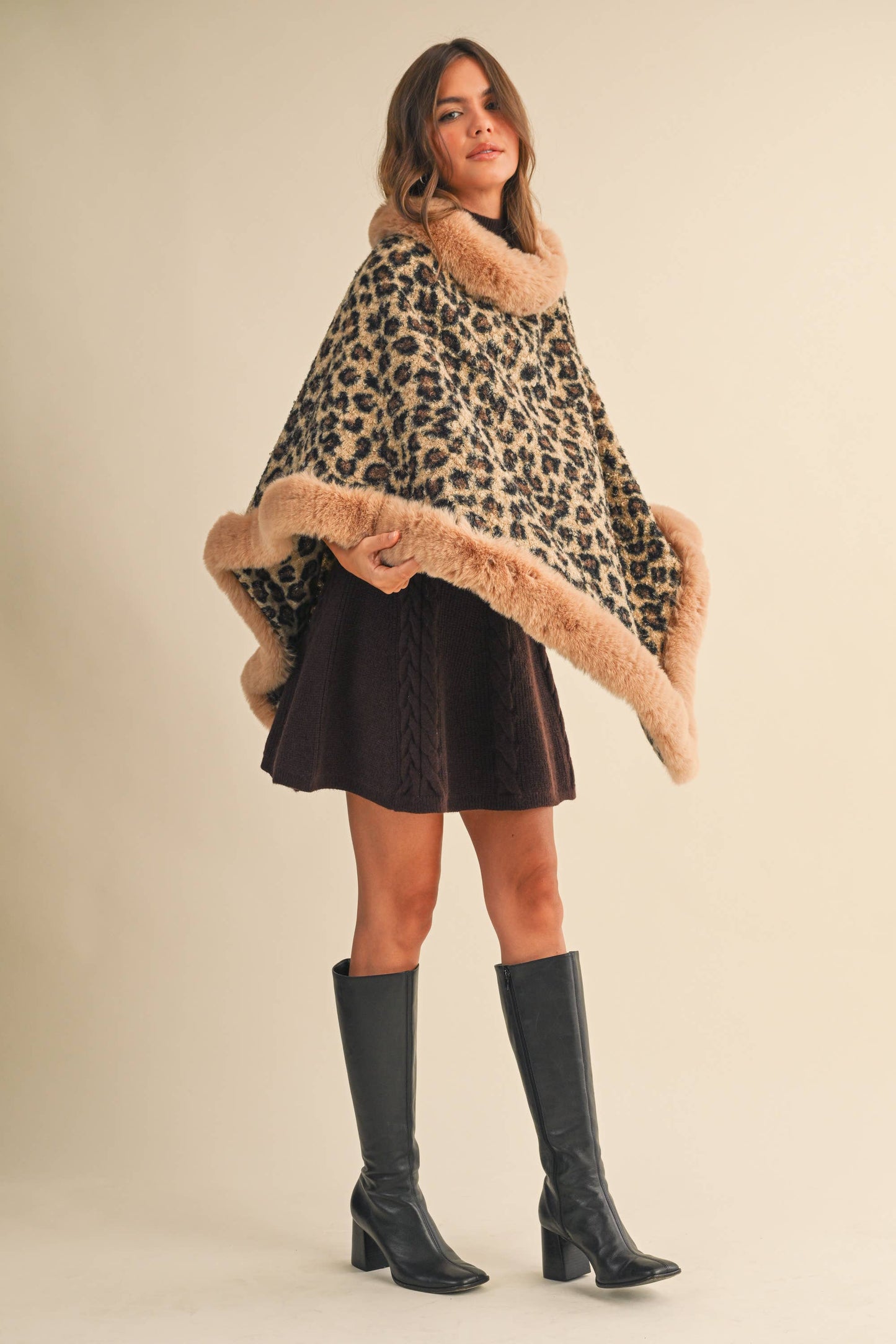 FAUX FUR LEOPARD PRINTED PONCHO- LOVE