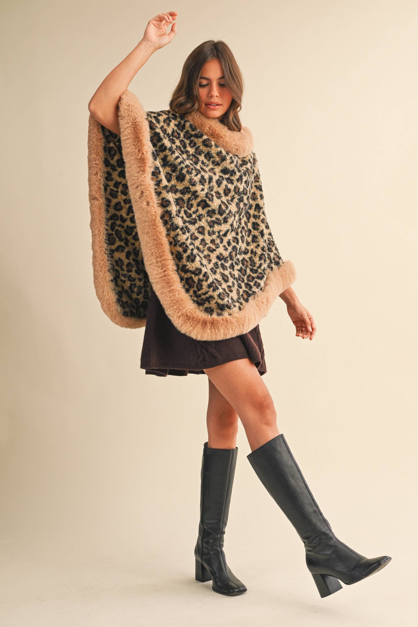 FAUX FUR LEOPARD PRINTED PONCHO- LOVE